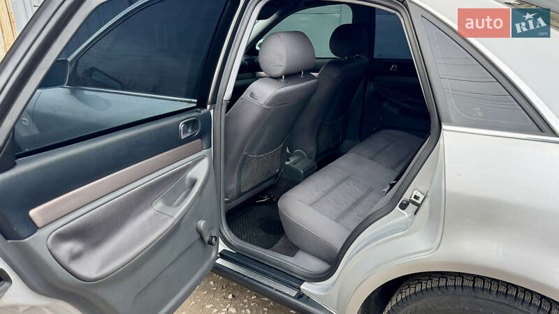 Седан Audi A4 2000 в Виннице