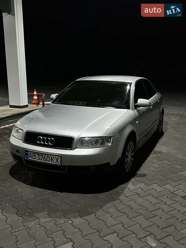 Седан Audi A4 2001 в Виннице