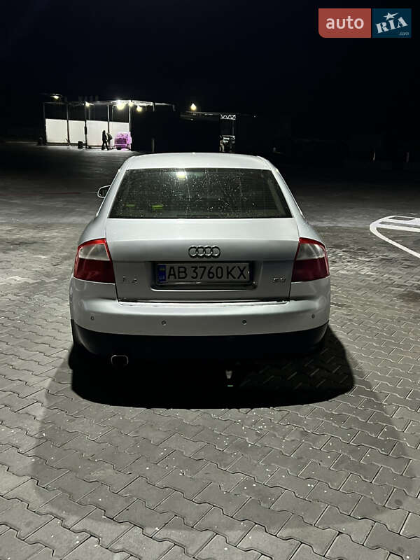 Седан Audi A4 2001 в Виннице