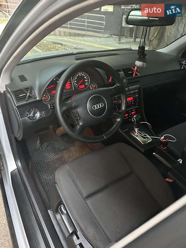 Седан Audi A4 2001 в Виннице
