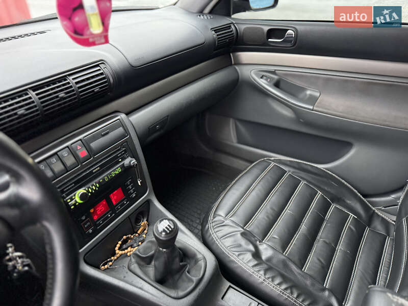 Седан Audi A4 1999 в Києві
