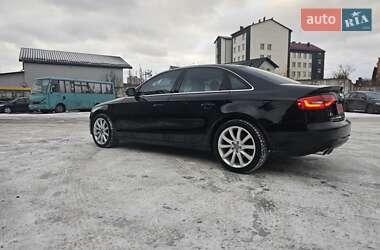 Седан Audi A4 2012 в Ровно