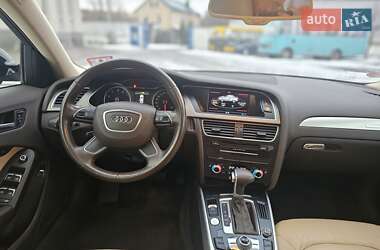 Седан Audi A4 2012 в Ровно