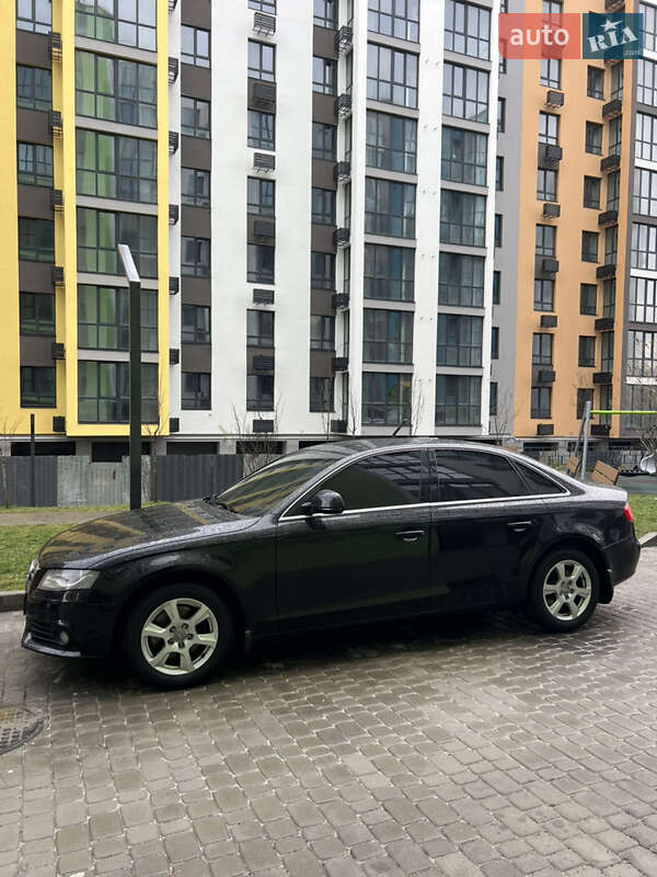 Седан Audi A4 2008 в Днепре