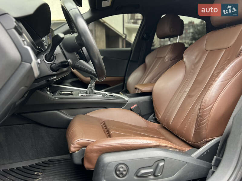 Седан Audi A4 2018 в Ивано-Франковске