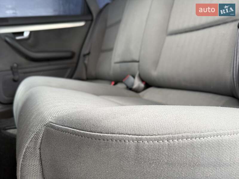 Седан Audi A4 2002 в Ровно фото 34 Седан Audi A4 2002 в Ровно
