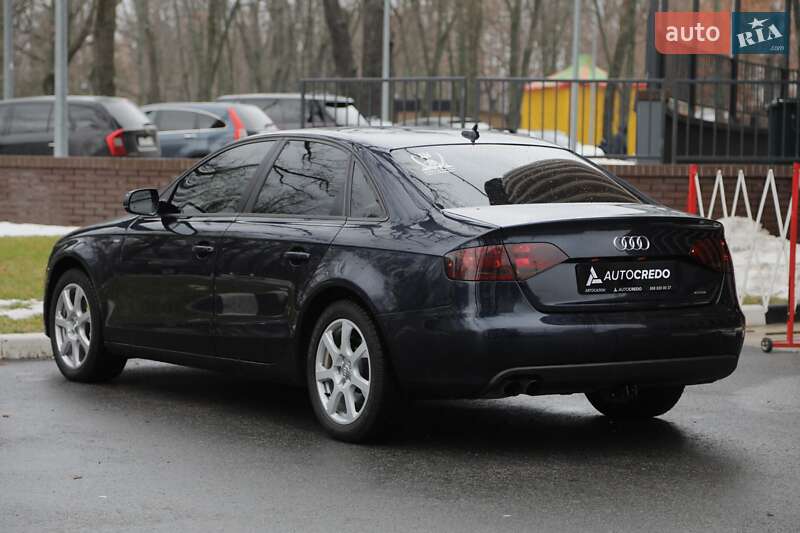 Седан Audi A4 2011 в Харькове