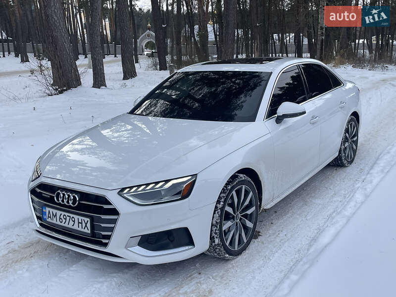 Седан Audi A4 2022 в Житомире