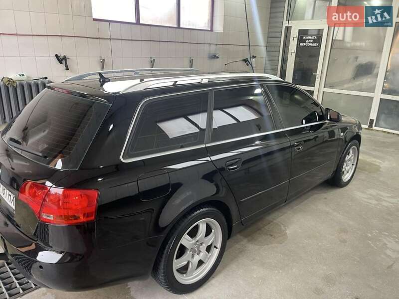 Універсал Audi A4 2005 в Рівному