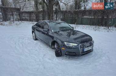 Седан Audi A4 2016 в Киеве