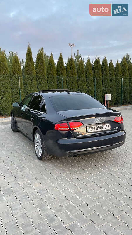 Седан Audi A4 2012 в Одессе