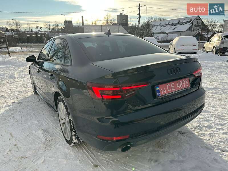 Седан Audi A4 2018 в Львове