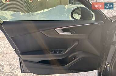 Седан Audi A4 2018 в Львове