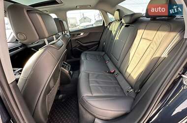 Седан Audi A4 2018 в Львове