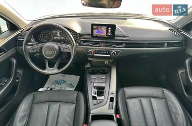 Седан Audi A4 2018 в Львове