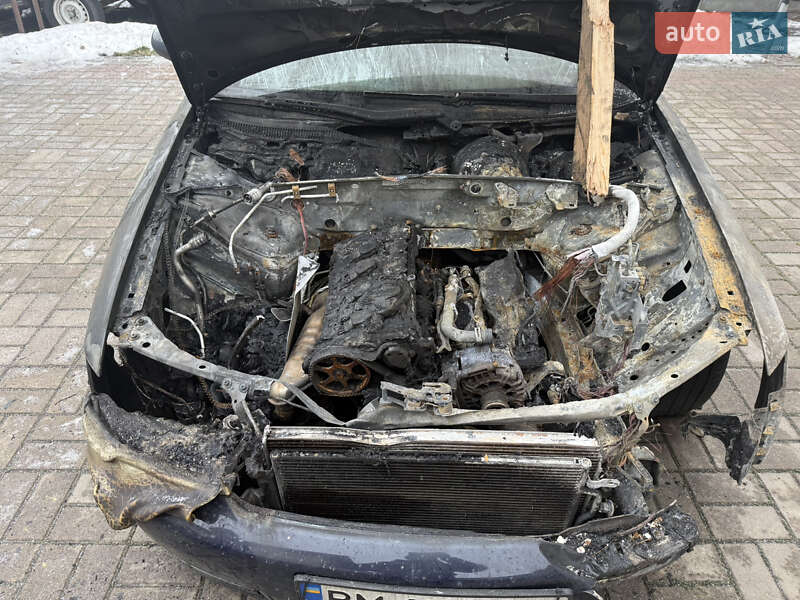 Седан Audi A4 2002 в Сумах