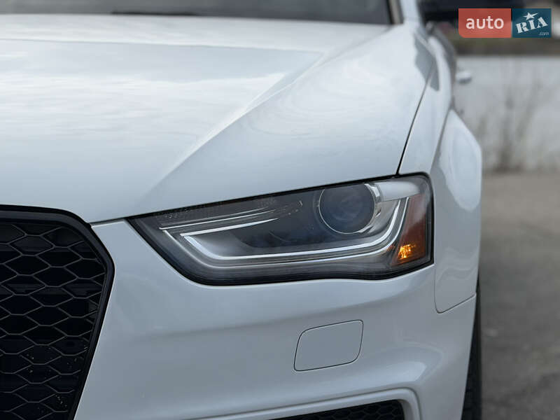Седан Audi A4 2013 в Днепре