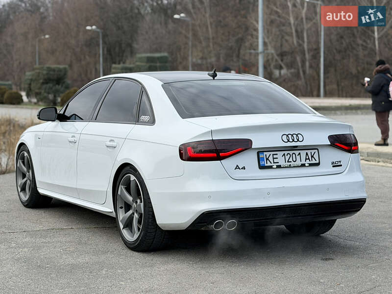 Седан Audi A4 2013 в Днепре