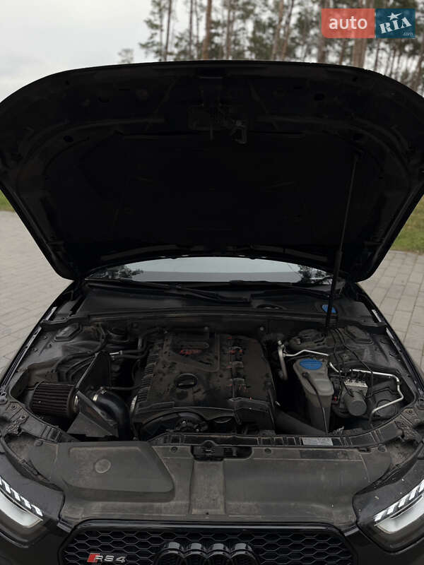 Седан Audi A4 2013 в Житомире