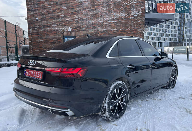 Седан Audi A4 2020 в Киеве