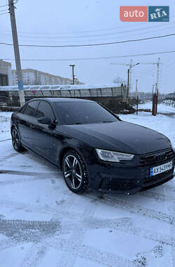 Седан Audi A4 2016 в Харькове