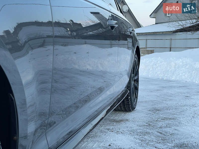 Седан Audi A4 2016 в Киеве