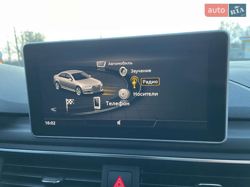 Седан Audi A4 2016 в Киеве