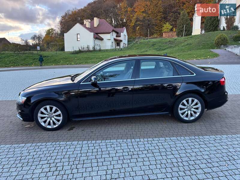 Седан Audi A4 2015 в Винниках