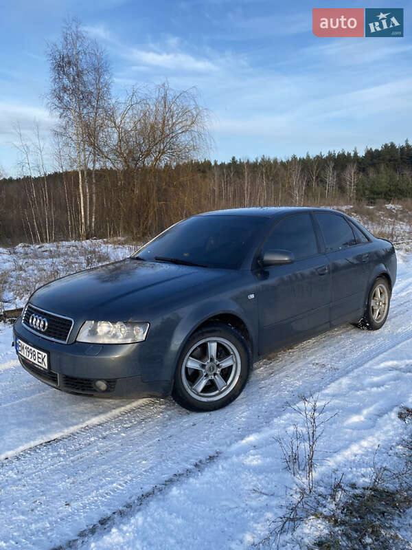 Седан Audi A4 2001 в Ахтырке