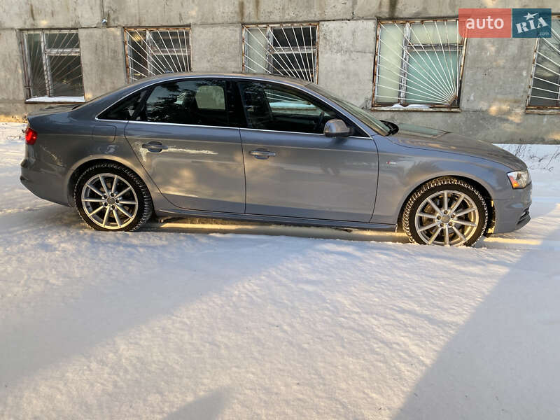 Седан Audi A4 2015 в Полтаве
