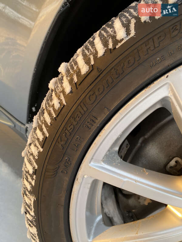 Седан Audi A4 2015 в Полтаве