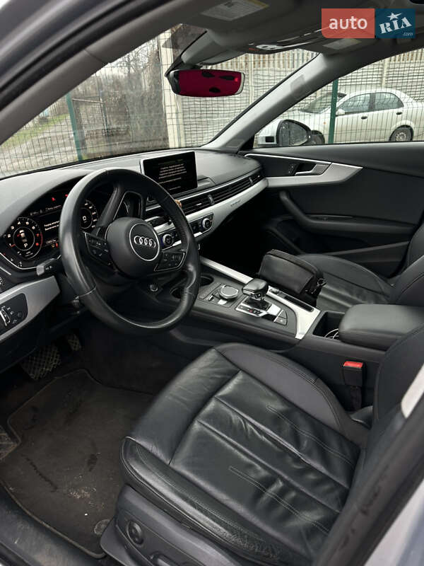 Седан Audi A4 2018 в Новомосковске