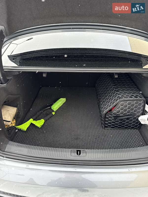 Седан Audi A4 2016 в Львове фото 62 Седан Audi A4 2016 в Львове