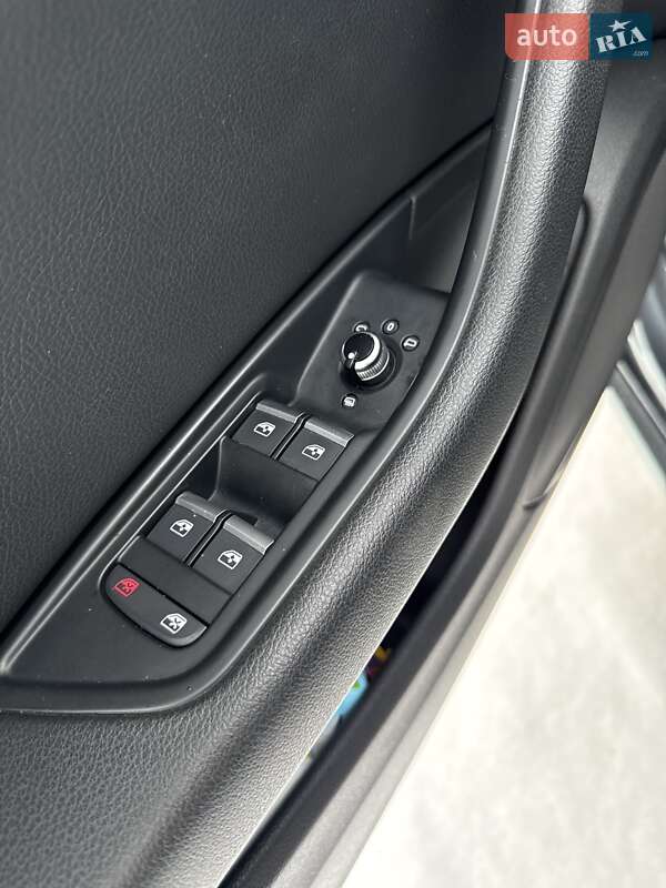 Седан Audi A4 2016 в Львове фото 50 Седан Audi A4 2016 в Львове