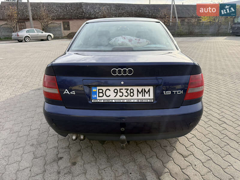 Седан Audi A4 2000 в Львове