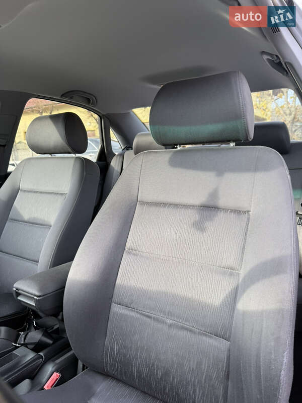 Седан Audi A4 2000 в Львове