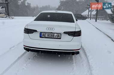Седан Audi A4 2016 в Днепре
