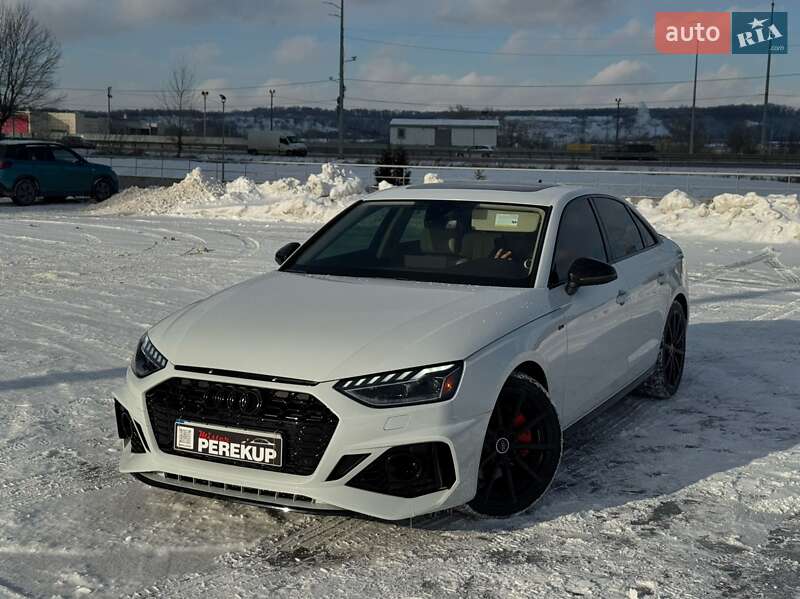 Седан Audi A4 2022 в Киеве
