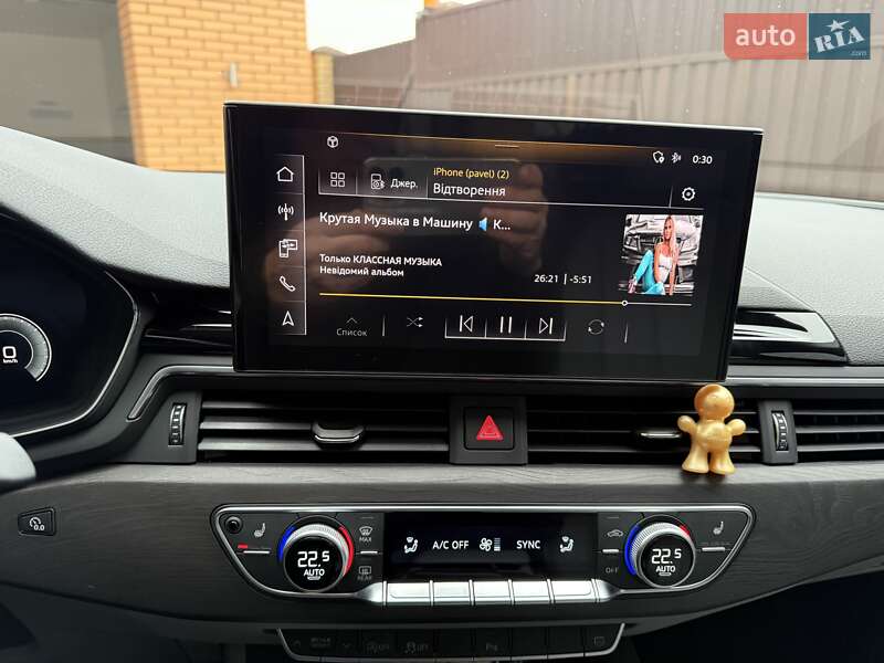 Седан Audi A4 2023 в Виннице