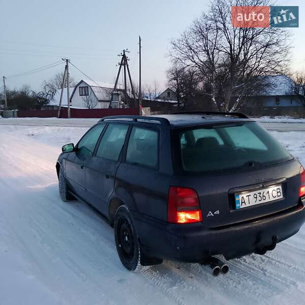 Универсал Audi A4 1996 в Вашковцах