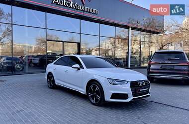 Седан Audi A4 2019 в Одесі