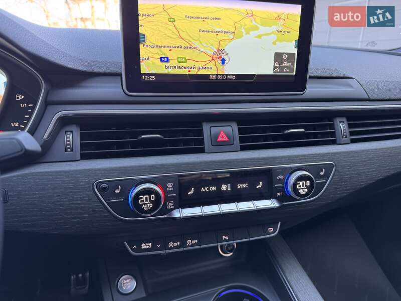Седан Audi A4 2019 в Одессе