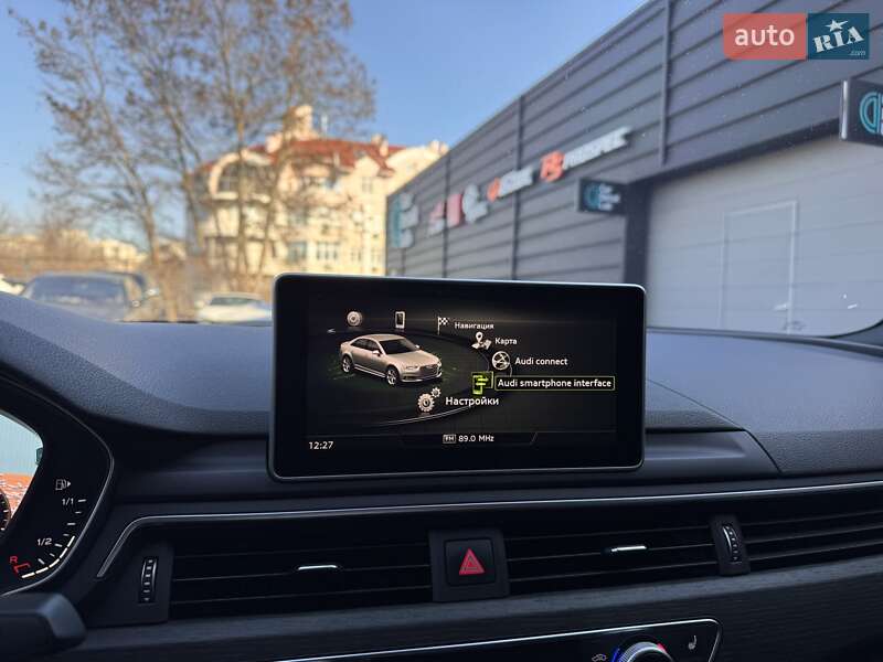 Седан Audi A4 2019 в Одессе
