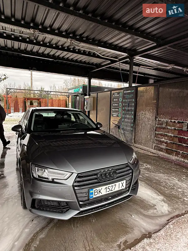 Audi A4 2017 VIN WAUGNAF4XHN058709 фото оголошення 15 з 60