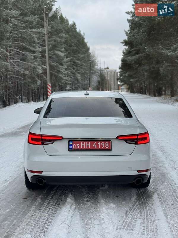 Седан Audi A4 2017 в Славуте