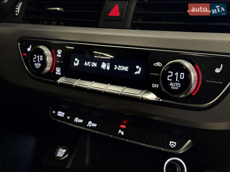 Седан Audi A4 2016 в Миколаєві