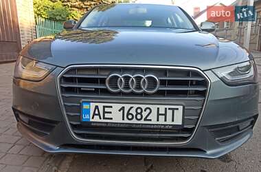 Седан Audi A4 2013 в Кривом Роге