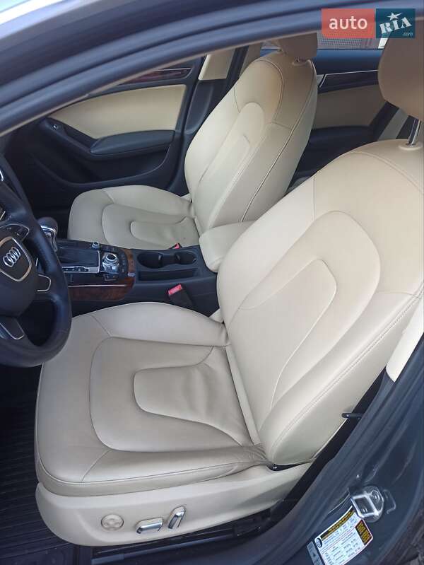 Седан Audi A4 2013 в Кривом Роге
