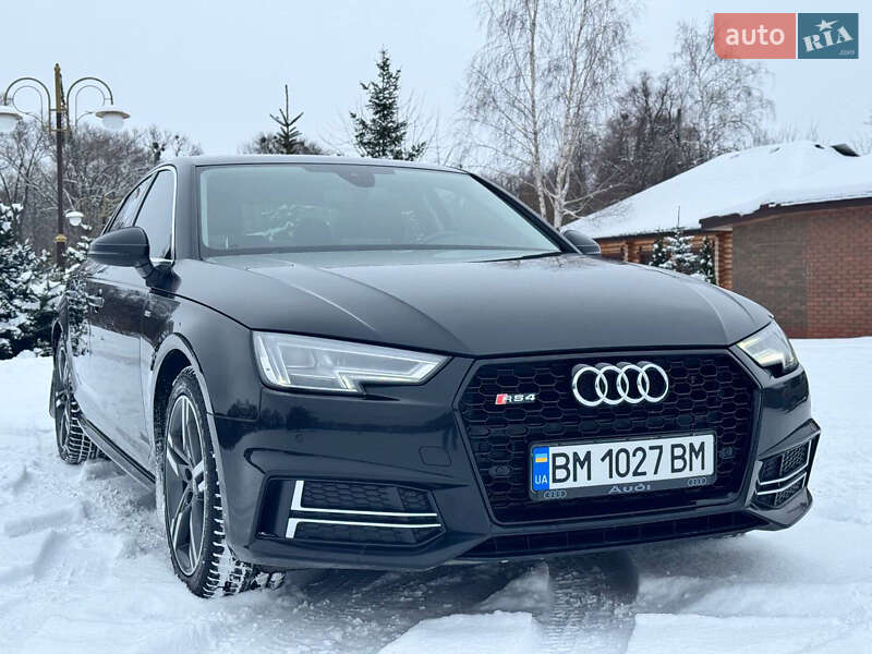 Седан Audi A4 2018 в Киеве
