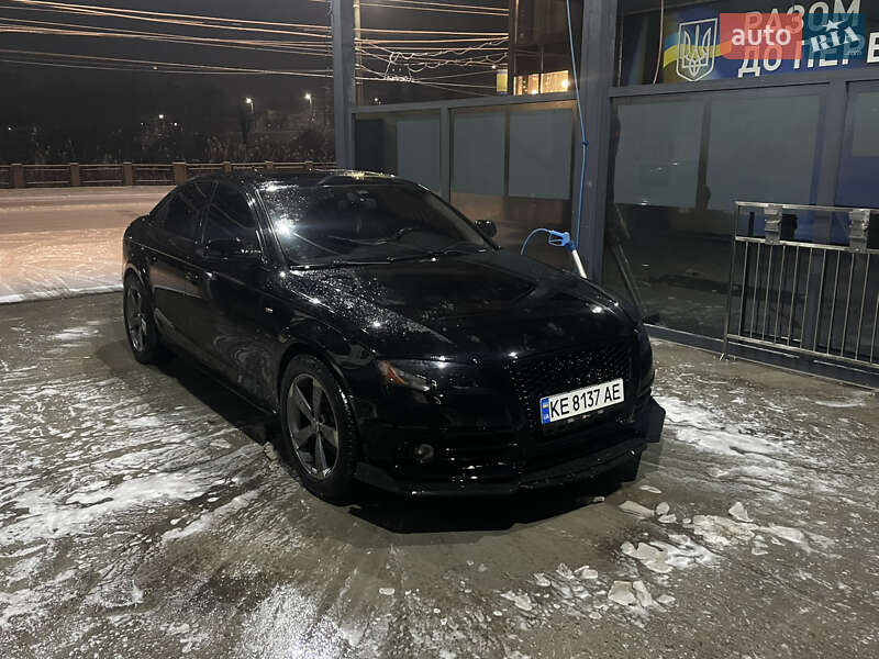 Седан Audi A4 2012 в Кропивницком